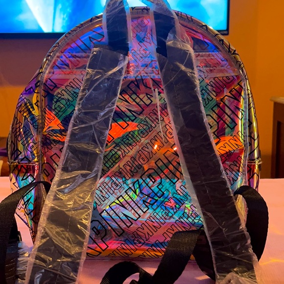 ? VS PINK Mini Glossy Backpack ?